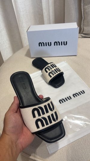 Rasteira MIU MIU