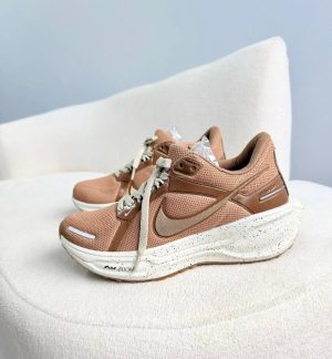 Nike fit pegassus marrom